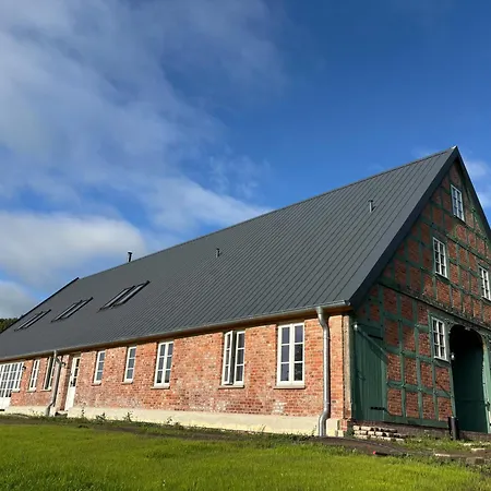Niedersaechsisches Hallenhaus Im Modernen Gewand Лилиенталь Экстерьер фото