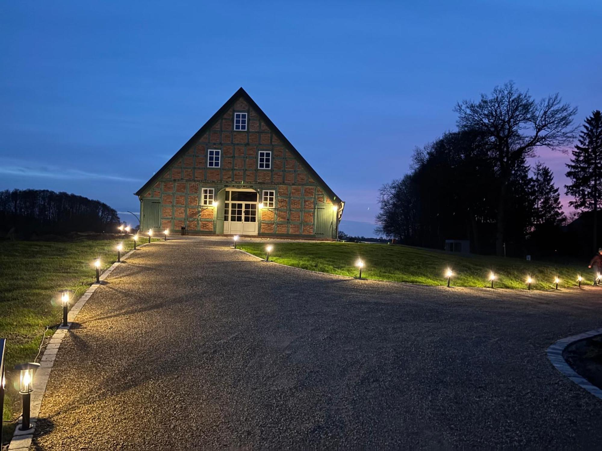Niedersaechsisches Hallenhaus Im Modernen Gewand * Lilienthal (Lower-Saxony)